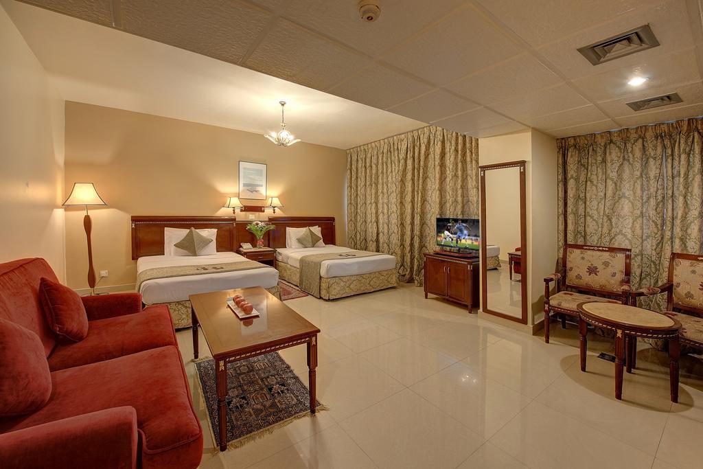 Nihal Hotel Dubaï Extérieur photo