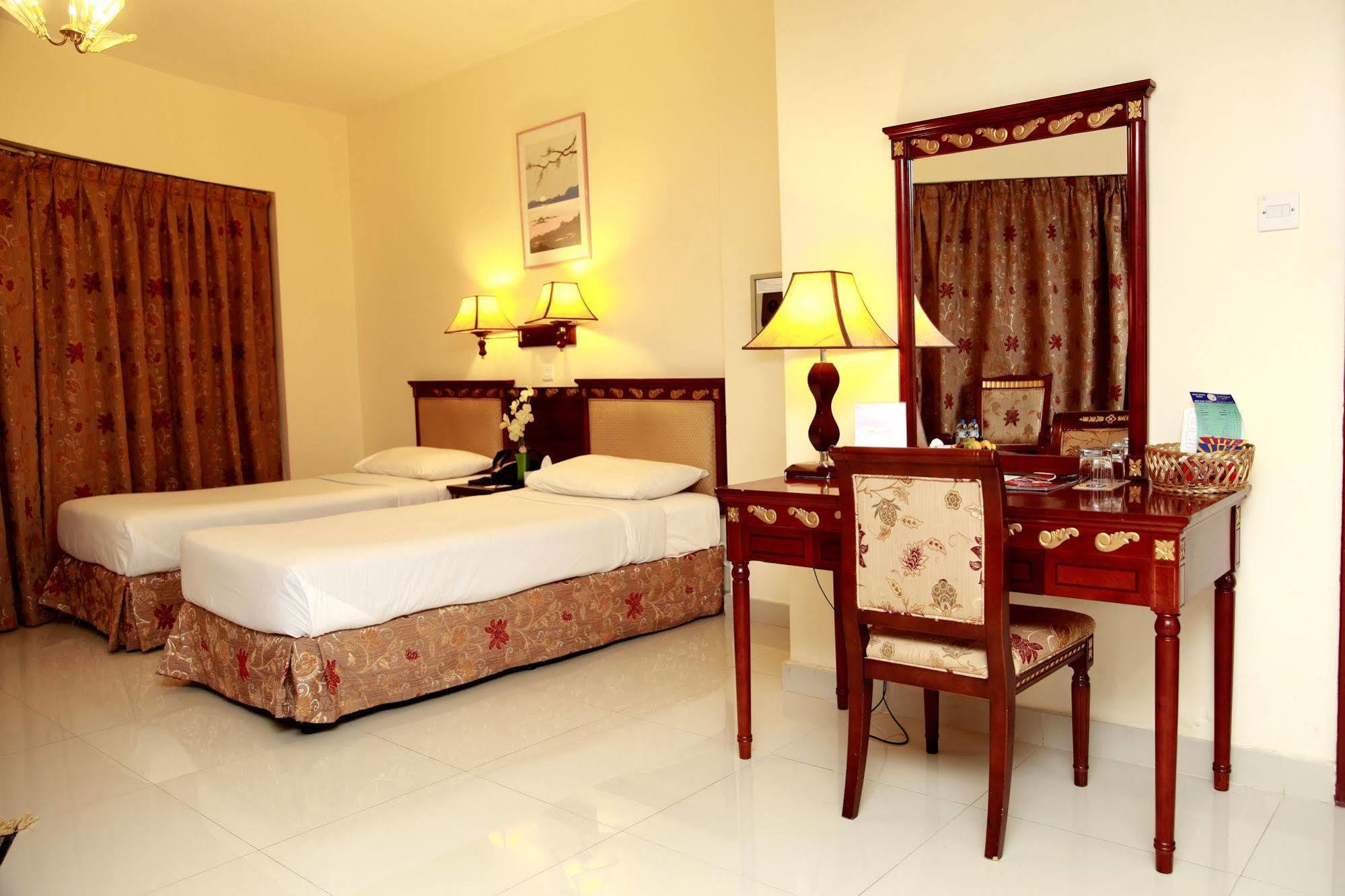 Nihal Hotel Dubaï Extérieur photo